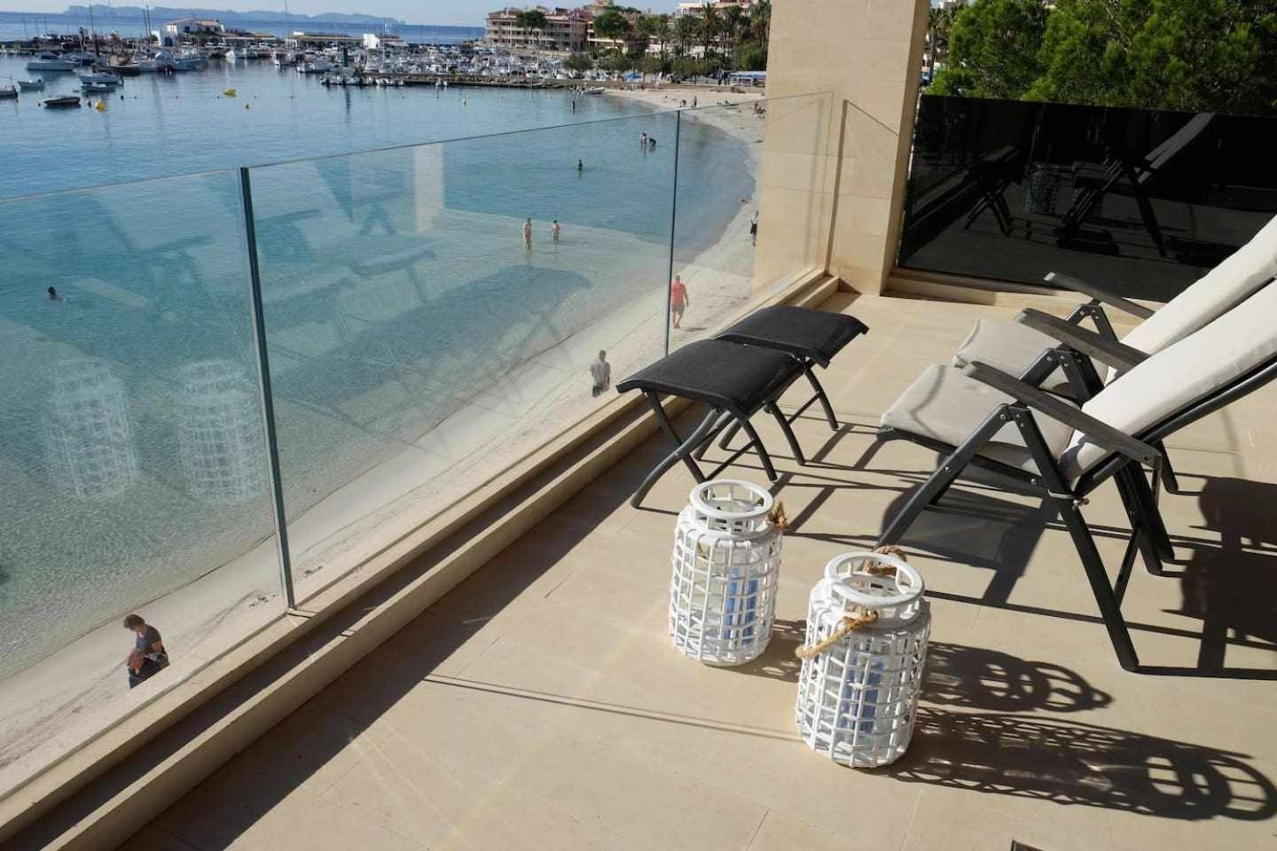 Beachfront Es Turo Apartment Colonia de Sant Jordi Стая снимка