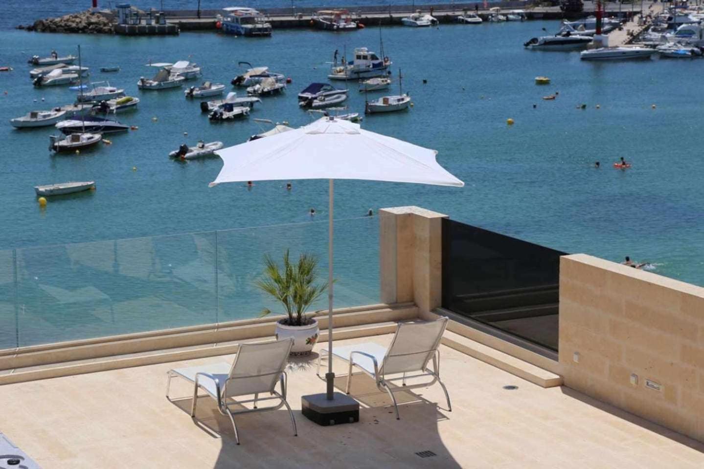 Beachfront Es Turo Apartment Colonia de Sant Jordi Стая снимка